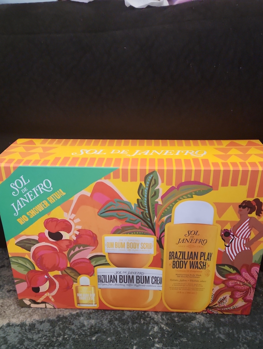 Sol de Janeiro Yellow Tropical Brazilian Play Body Wash Set